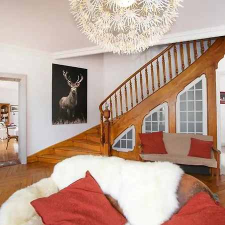 Castel Mt Spacieuse Luchon Vue Montagnes Pyrenees Villa Bagnères-de-Luchon