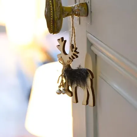 Castel Mt Spacieuse Luchon Vue Montagnes Pyrenees Villa Bagnères-de-Luchon