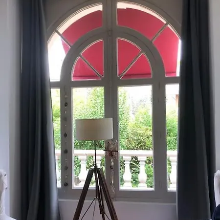 Castel Mt Spacieuse Luchon Vue Montagnes Pyrenees * Bagnères-de-Luchon