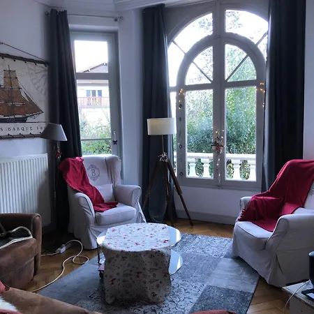 Castelmt Location Luchon Montagnes Pyrenees *
